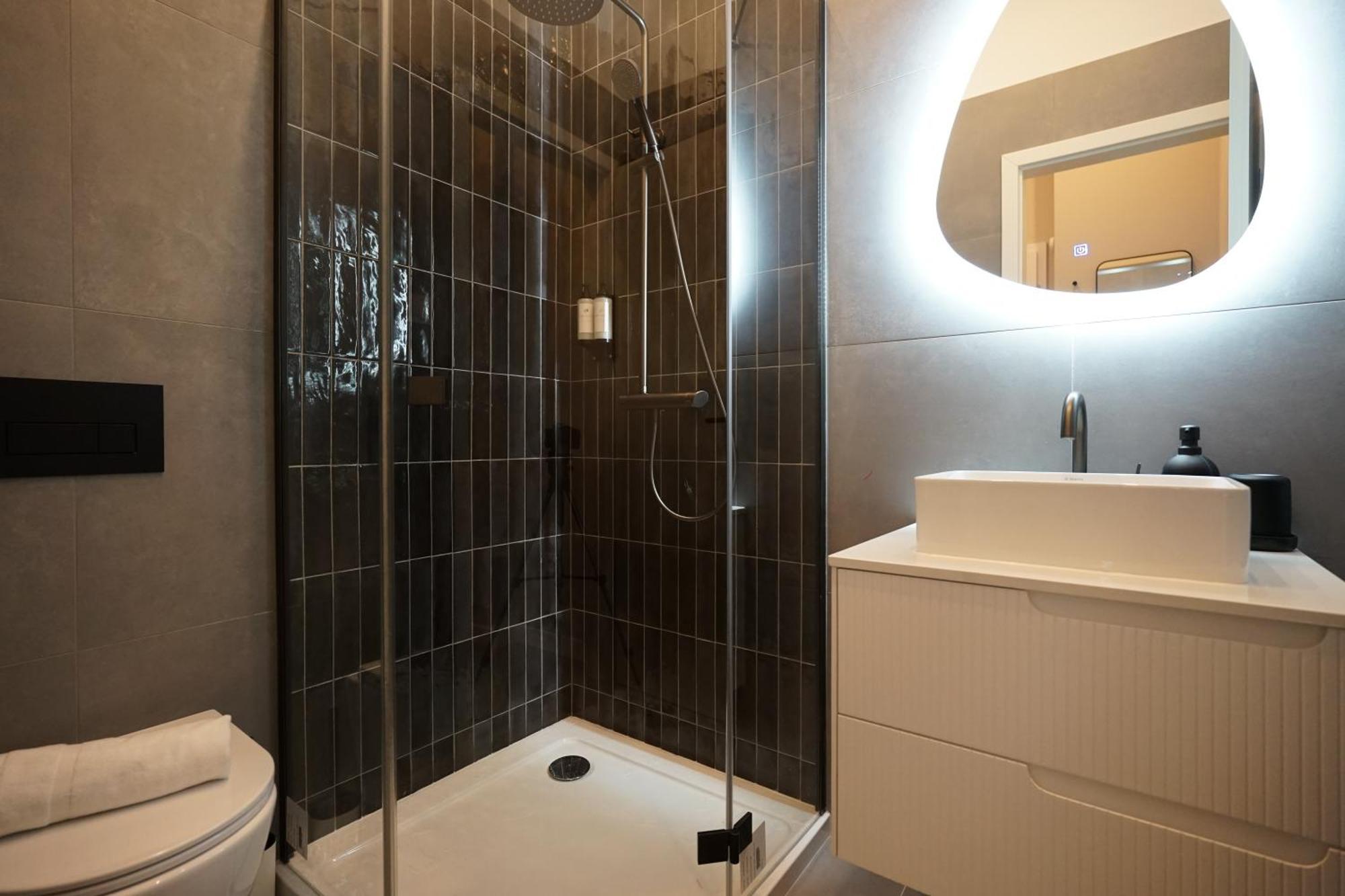 דירה S7 - Sip Downtown Hideaway - Location By Bqa בודפשט