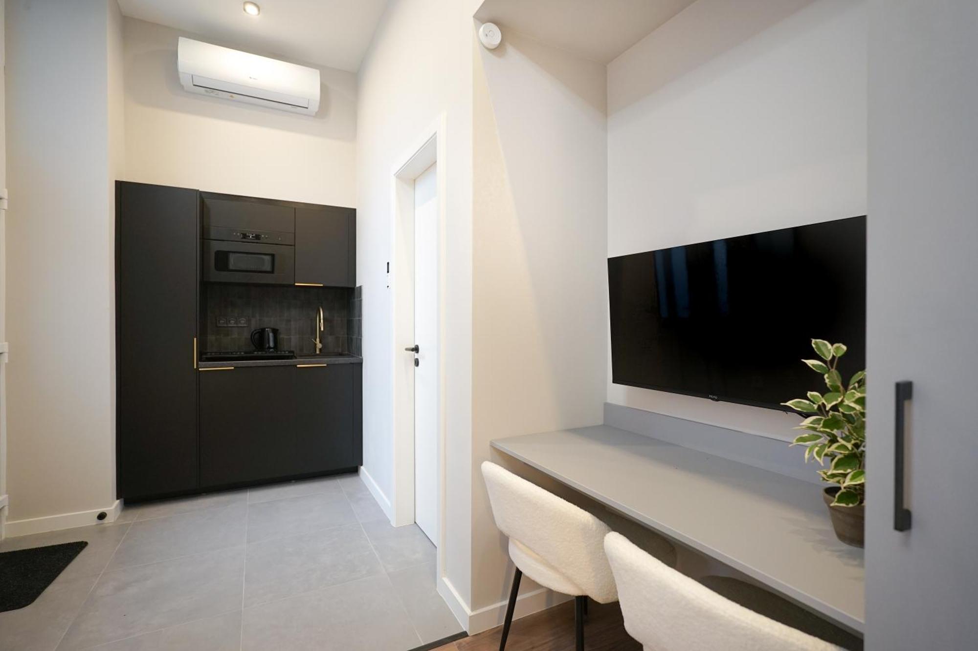 S7 - Sip Downtown Hideaway - Location By Bqa בודפשט